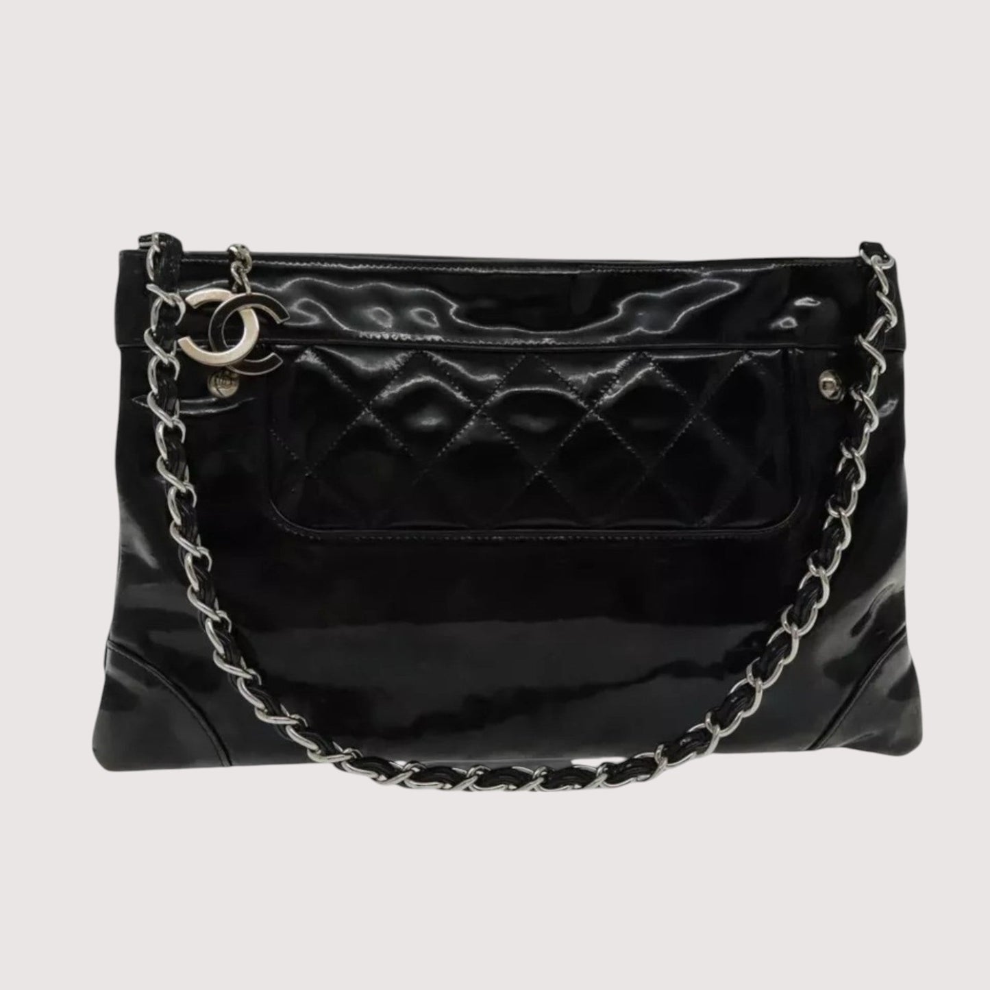 CHANEL Matelasse Chain Shoulder Bag Patent Leather Black Silver CC