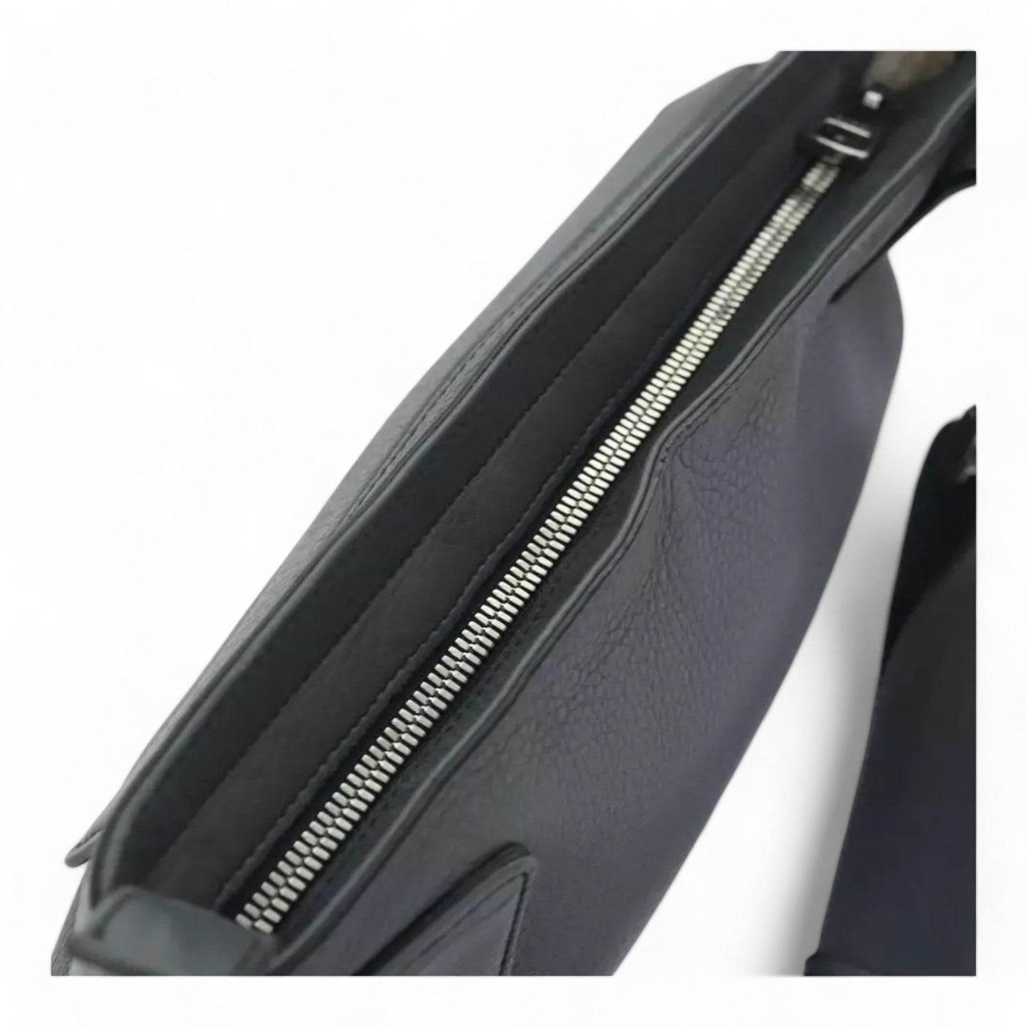 Gucci Interlocking Soho Shoulder Bag Leather Gray Silver