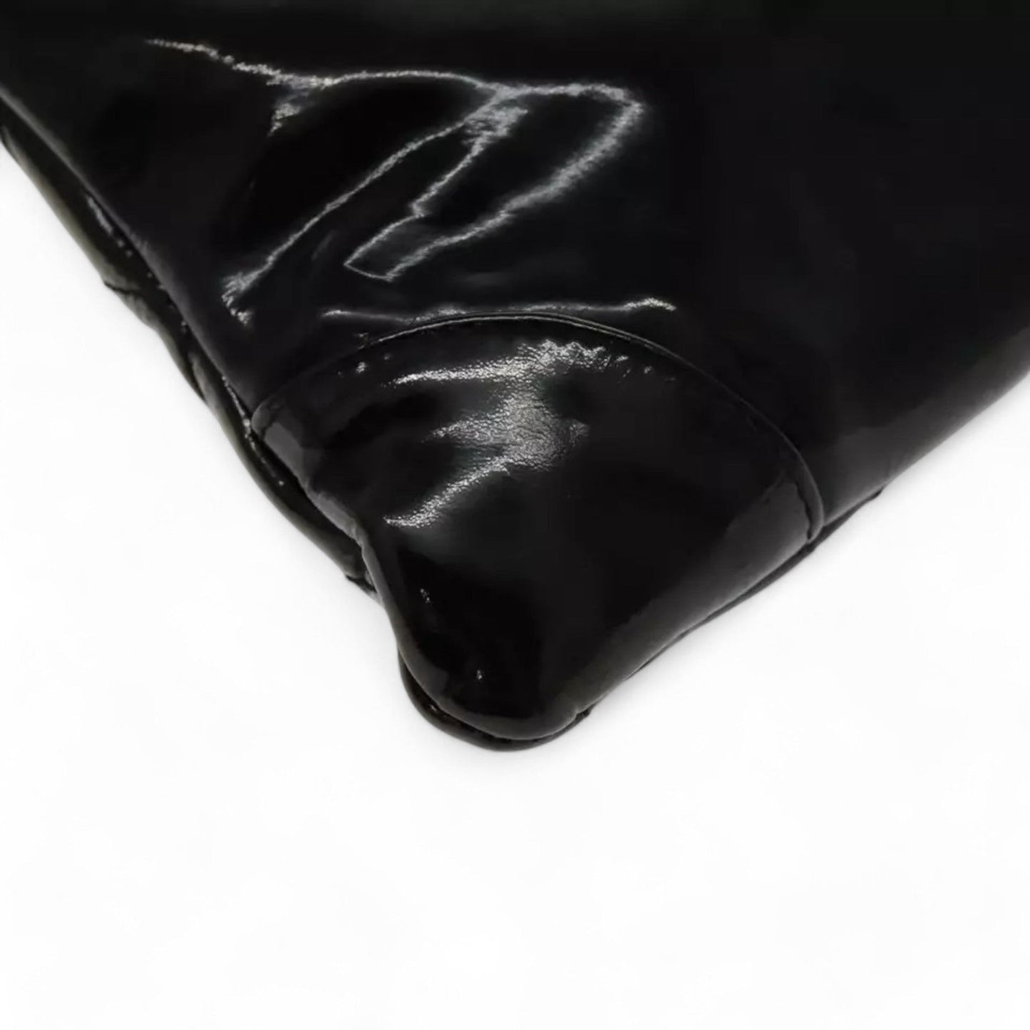CHANEL Matelasse Chain Shoulder Bag Patent Leather Black Silver CC