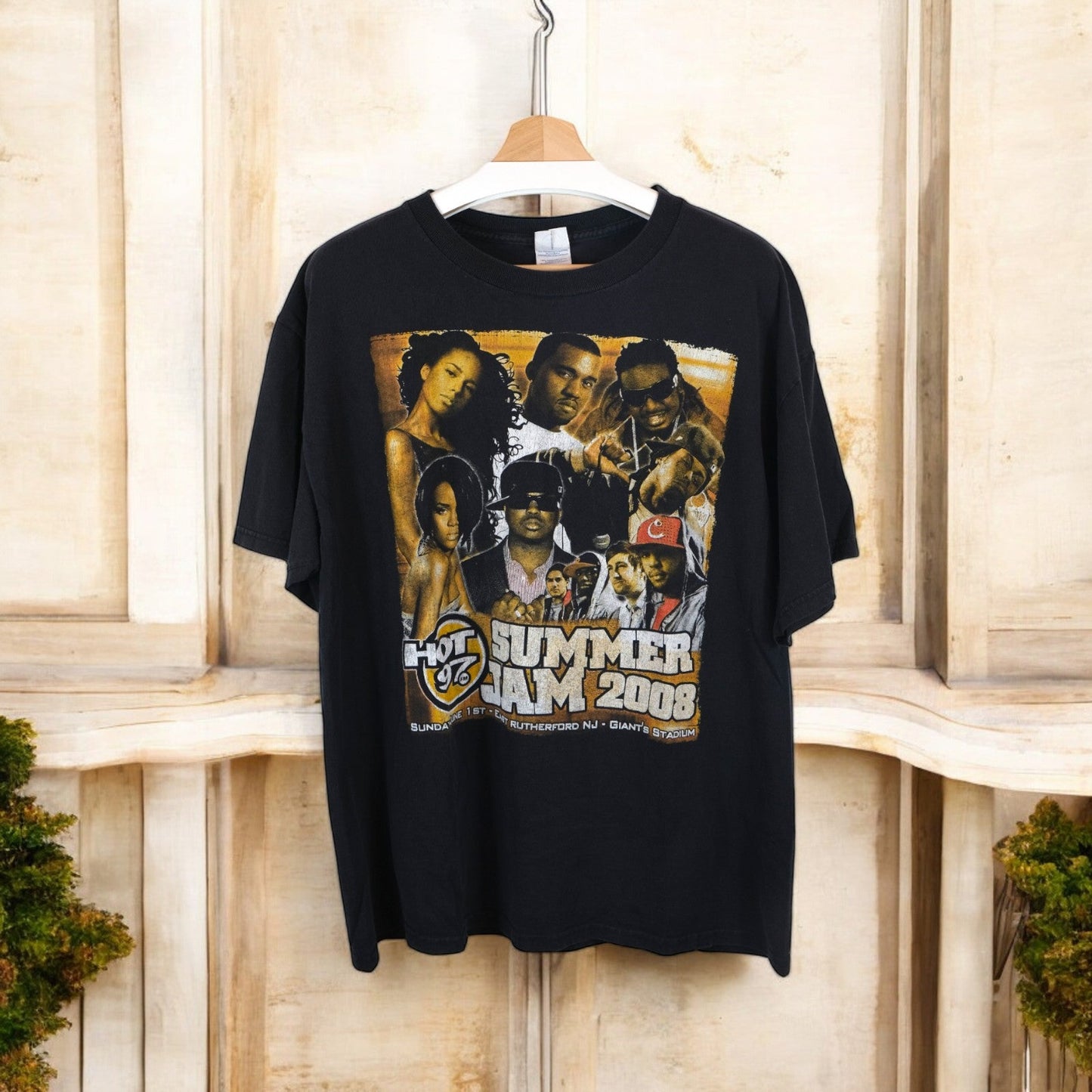Hot 97 Summer Jam 2008 Vintage Graphic T-Shirt - XL