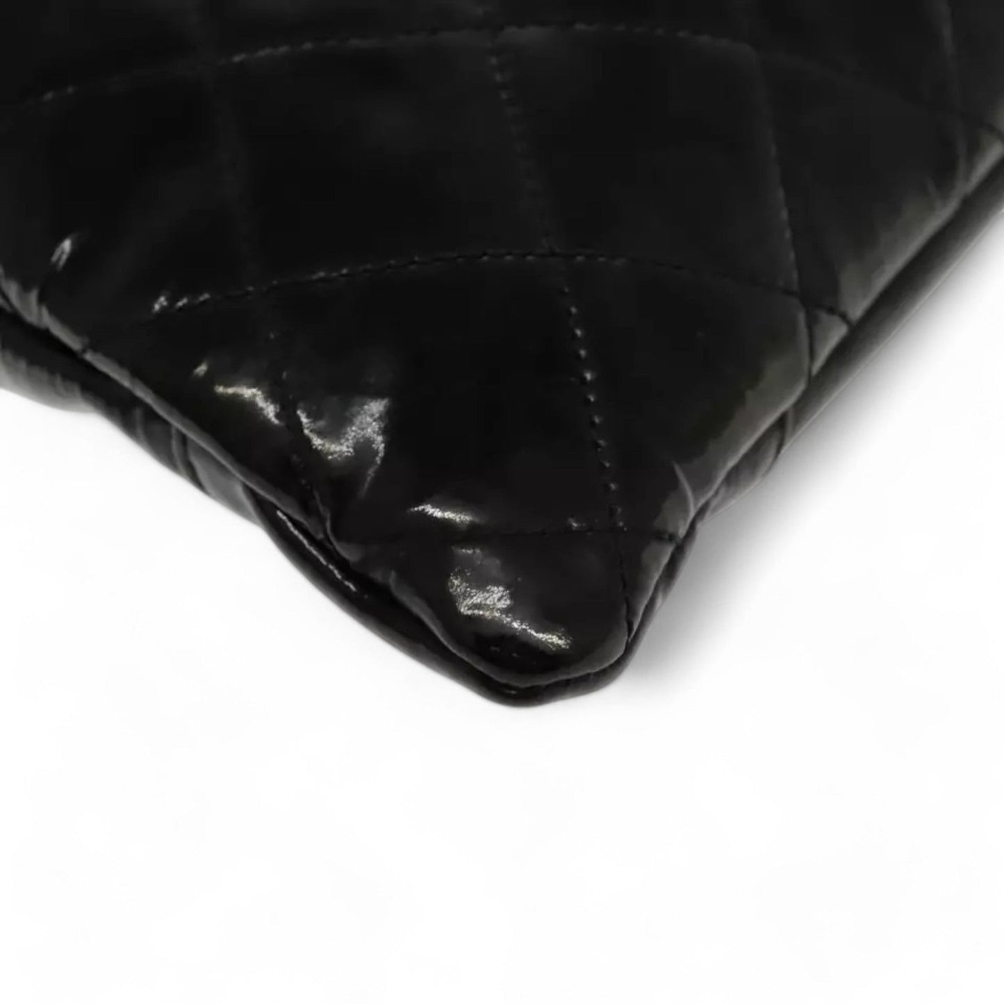 CHANEL Matelasse Chain Shoulder Bag Patent Leather Black Silver CC
