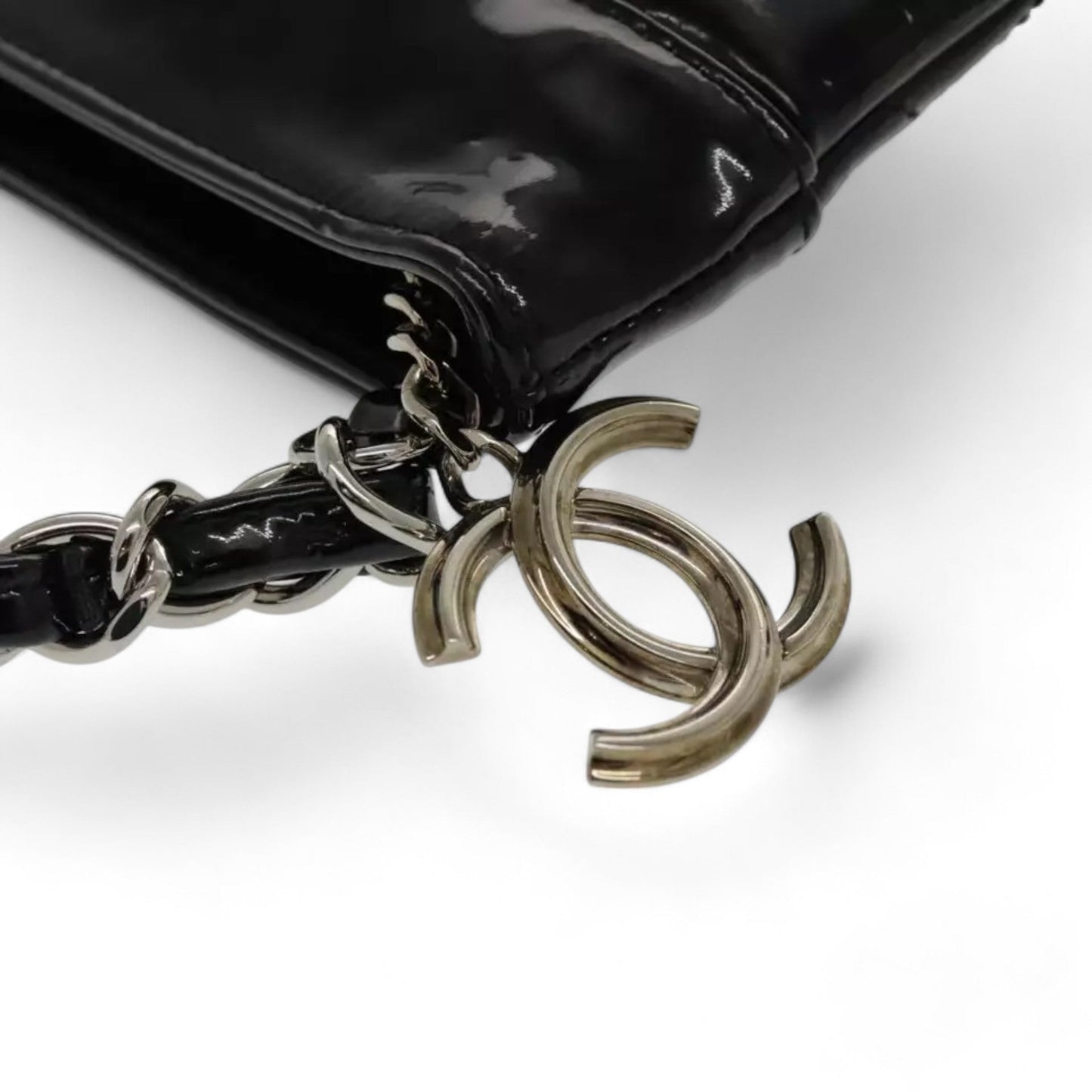 CHANEL Matelasse Chain Shoulder Bag Patent Leather Black Silver CC