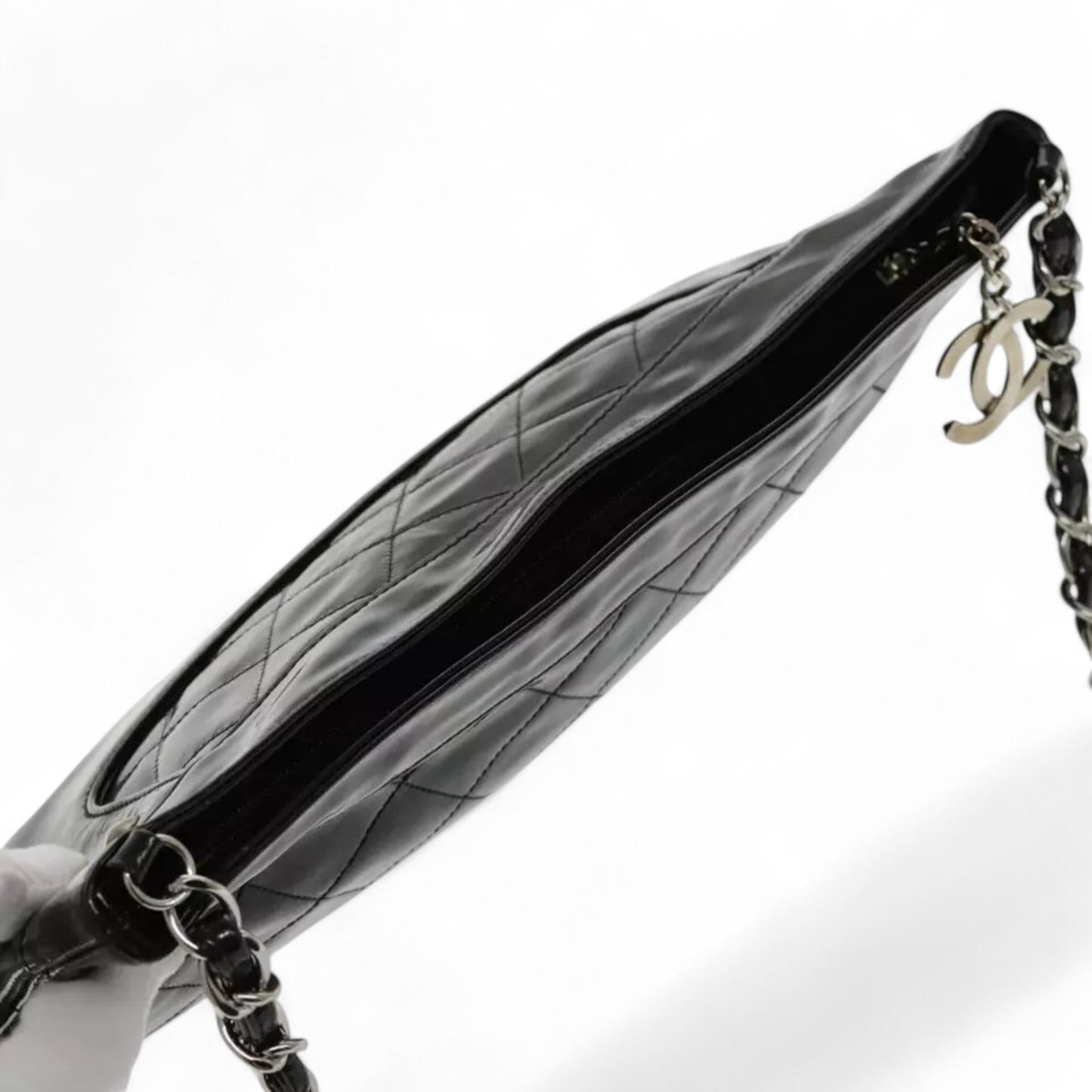 CHANEL Matelasse Chain Shoulder Bag Patent Leather Black Silver CC